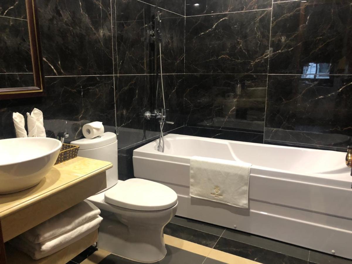 Rubyqueen Halong Hotel ฮาลอง ภายนอก รูปภาพ