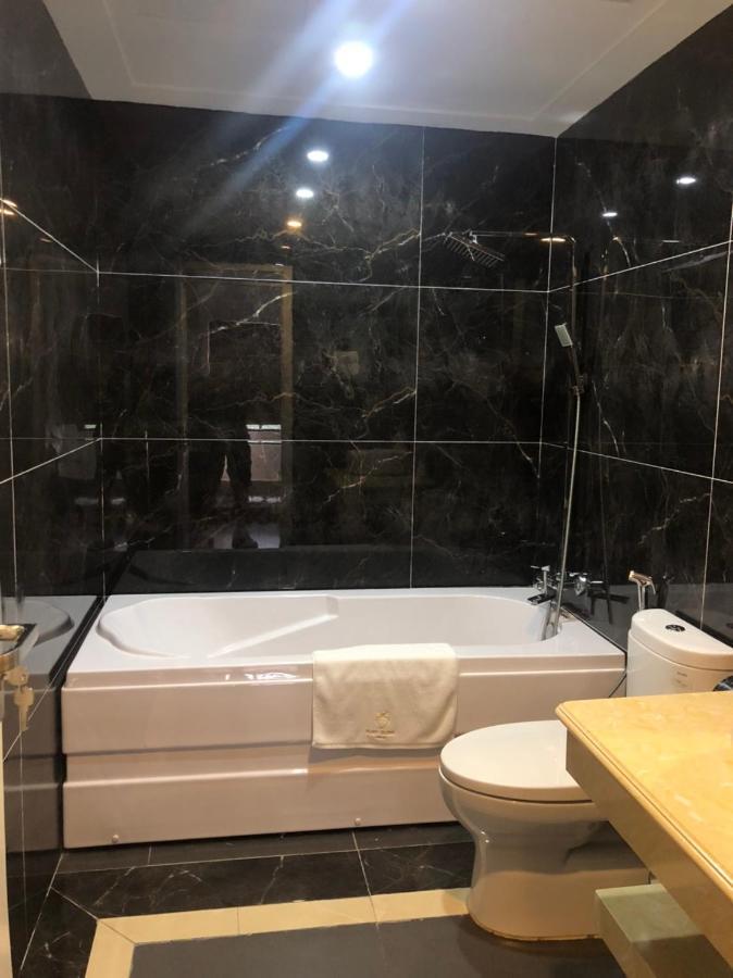 Rubyqueen Halong Hotel ฮาลอง ภายนอก รูปภาพ
