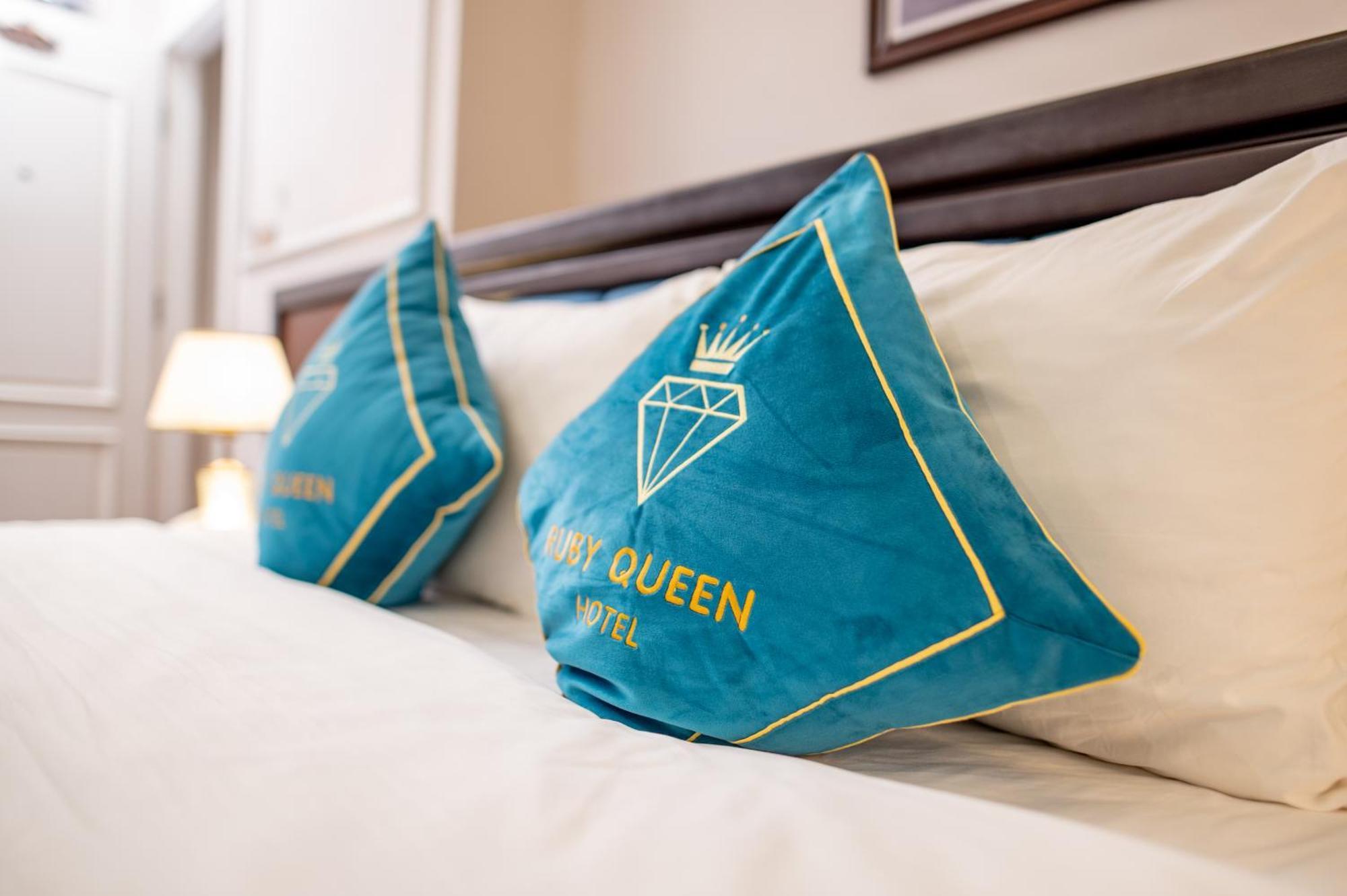 Rubyqueen Halong Hotel ฮาลอง ภายนอก รูปภาพ